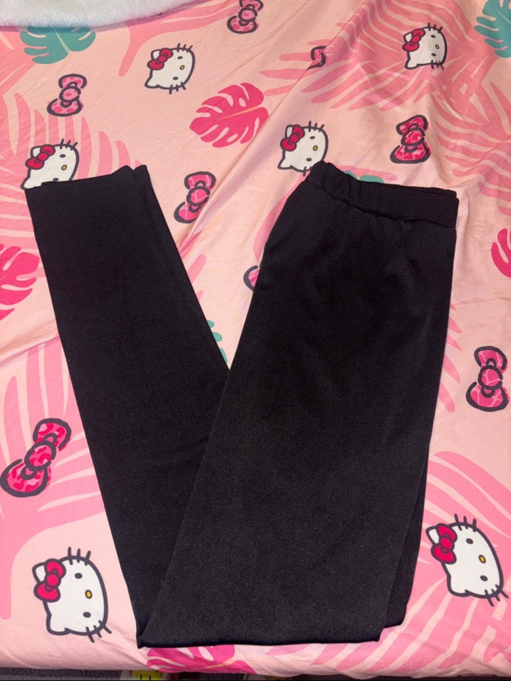 Large black leggings